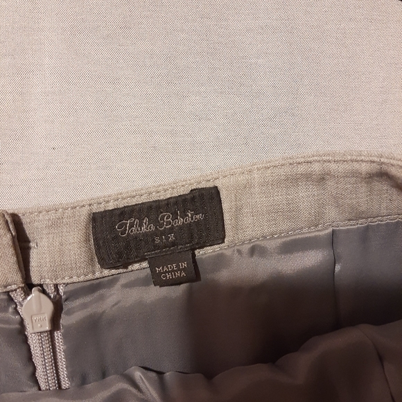 Aritizia Babaton Grey Skirt - Picture 4 of 5